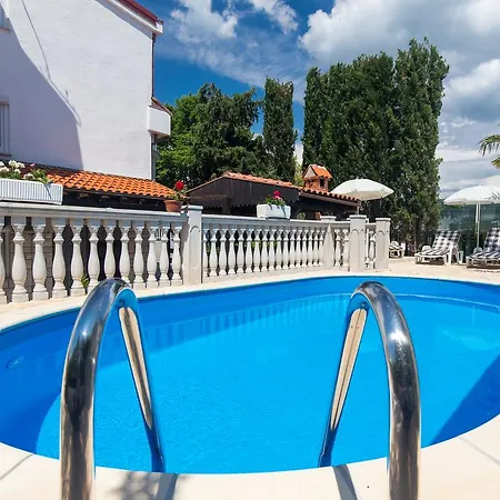 Apartment Pavic Malinska